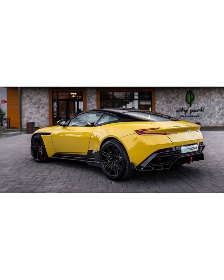 Aston Martin DB11 Carbon Body Kit