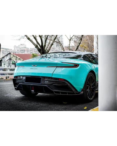 Aston Martin DB11 Carbon Body Kit