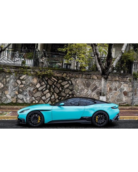 Aston Martin DB11 Carbon Body Kit