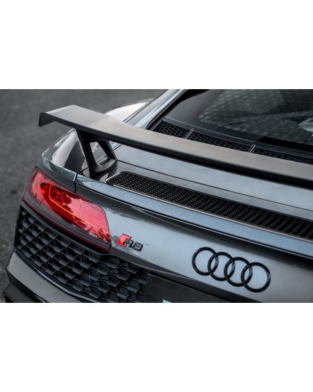 Audi R8  PK Carbon Full Body Kit