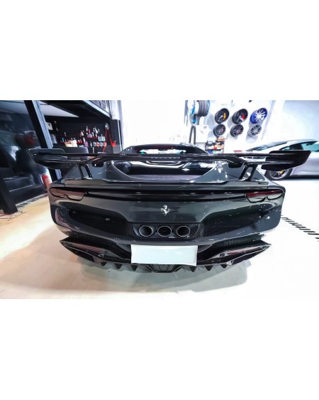 Ferrari 296 Carbon Full Body Kit